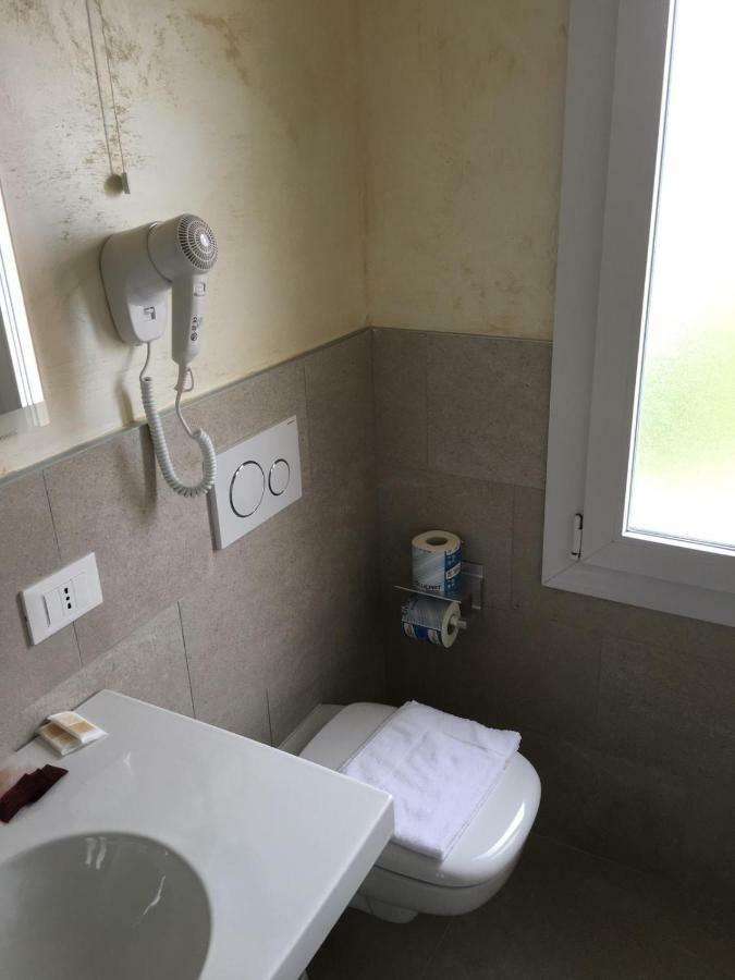 Albergo Rosa Cavallino-Treporti Exteriör bild